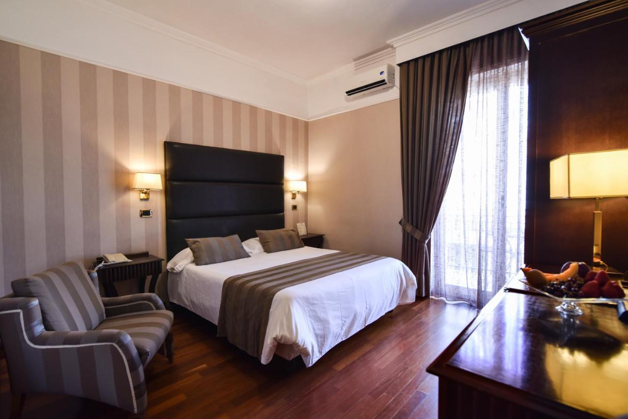 Hotel Palma Pompeï Buitenkant foto