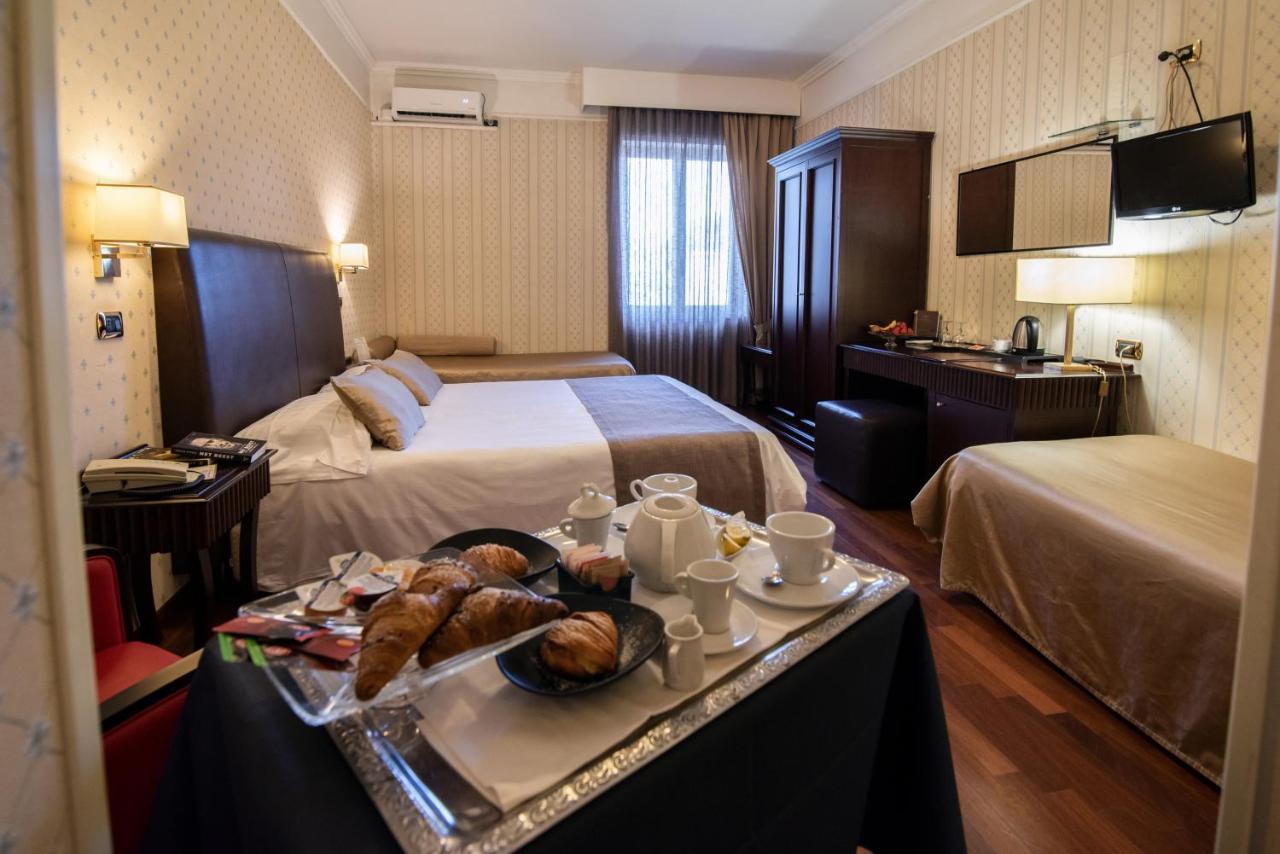 Hotel Palma Pompeï Buitenkant foto