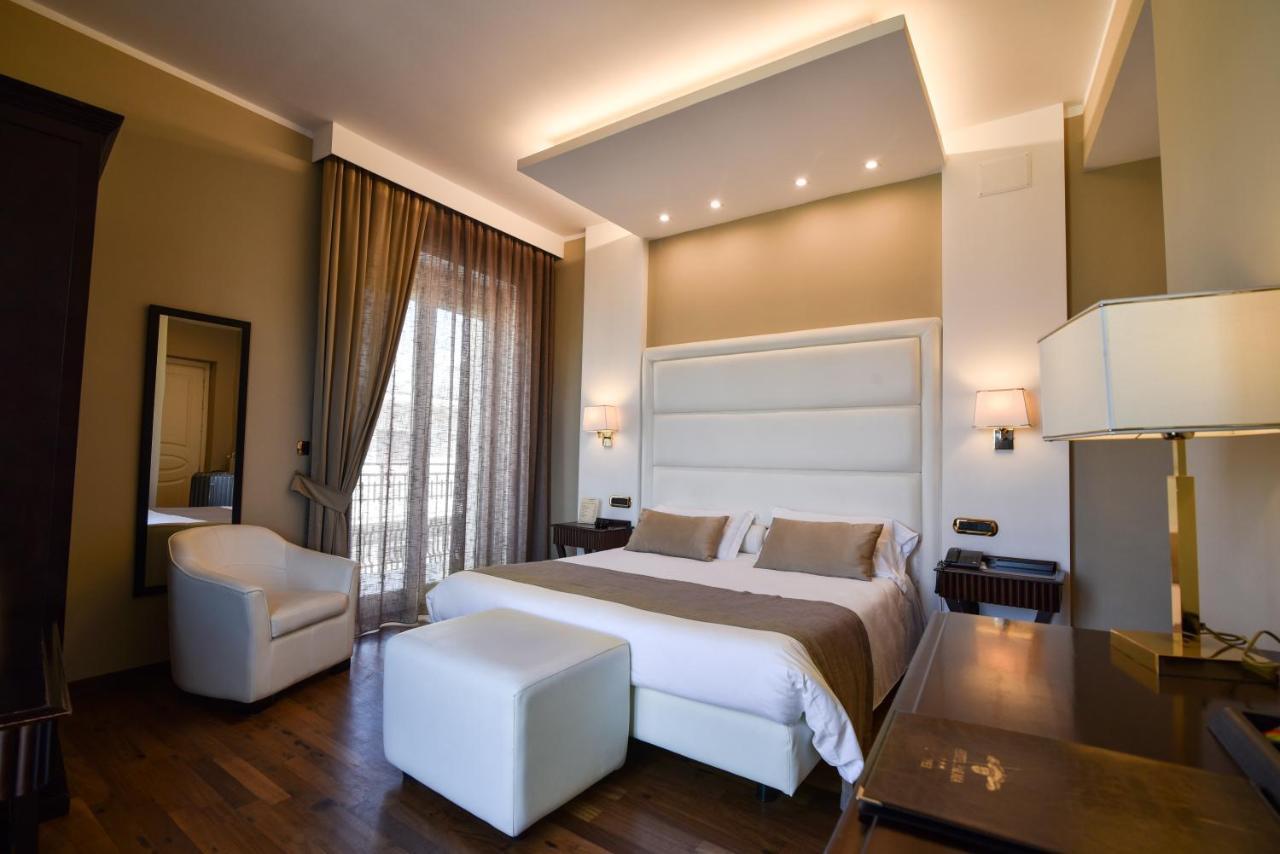 Hotel Palma Pompeï Buitenkant foto
