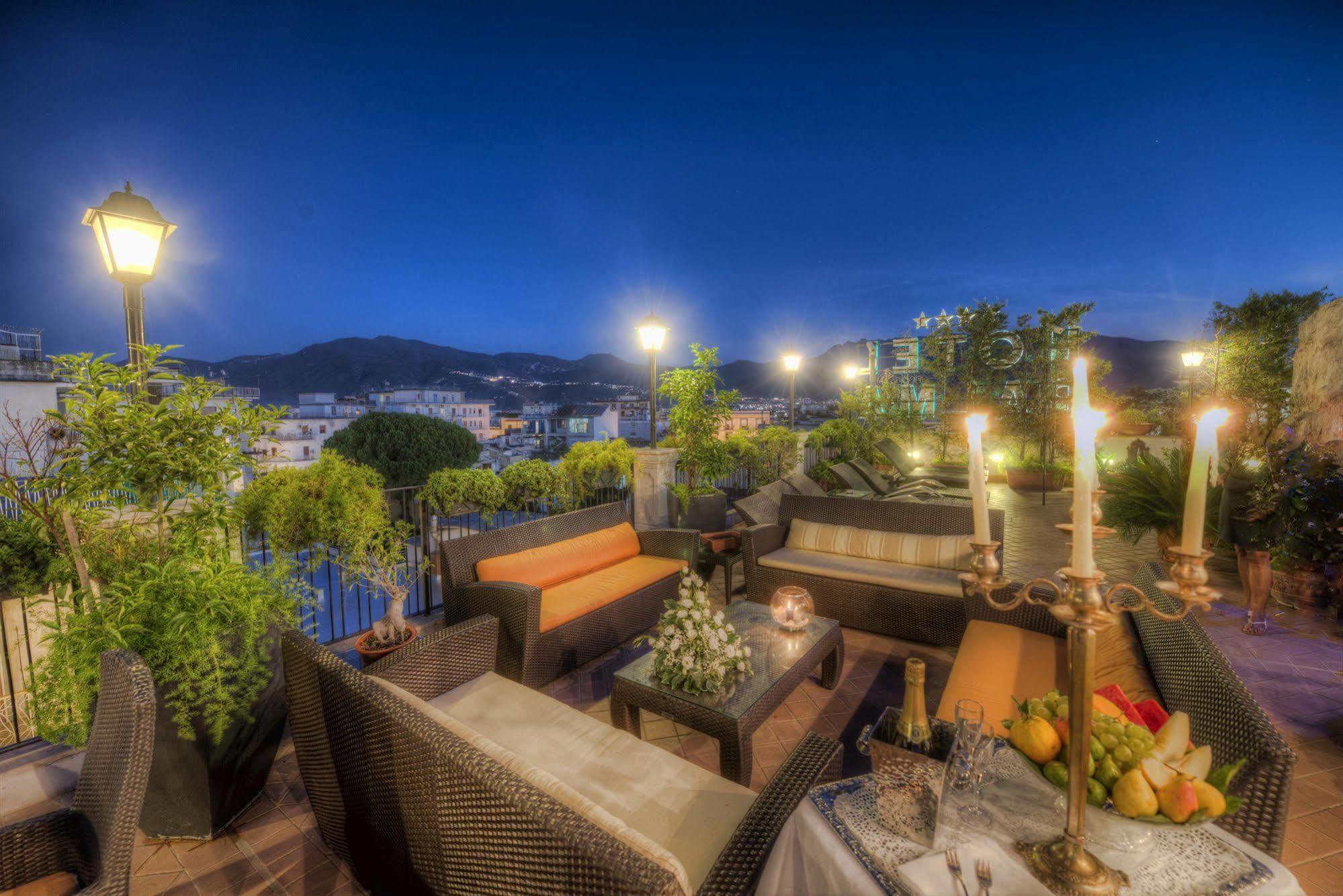 Hotel Palma Pompeï Buitenkant foto